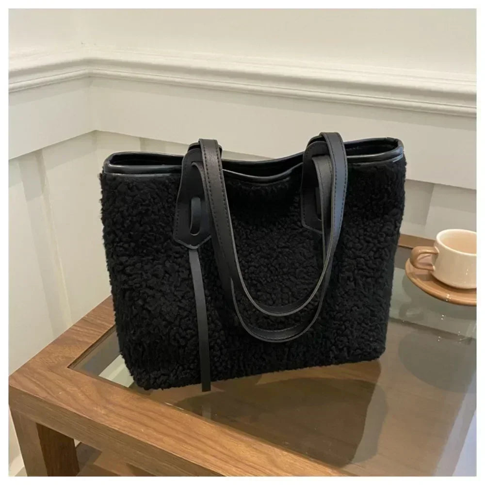 Fashion Large Capacity Lamb Plush Winter New Women Lady Bag Solid Texture Simple Elegant Warm Comfortable Handbag Shoulder