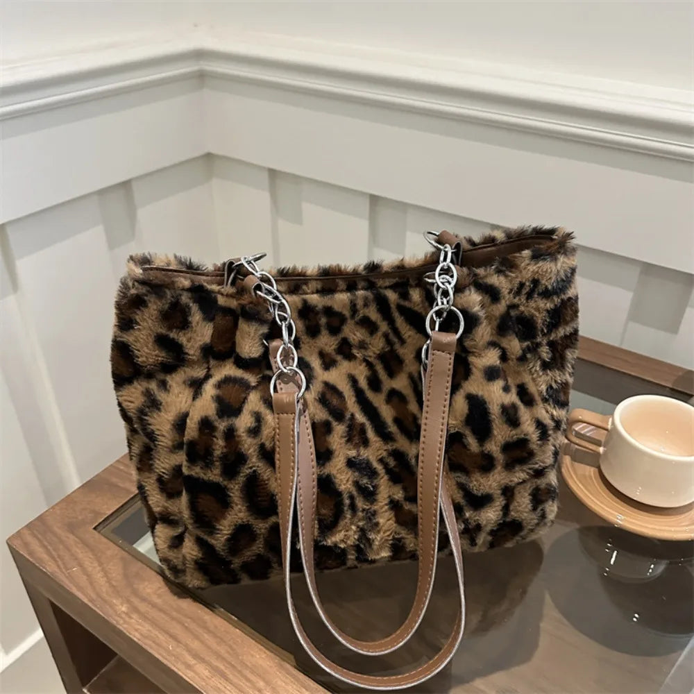 Fashion Large Capacity Lamb Plush Winter New Women Lady Bag Solid Texture Simple Elegant Warm Comfortable Handbag Shoulder